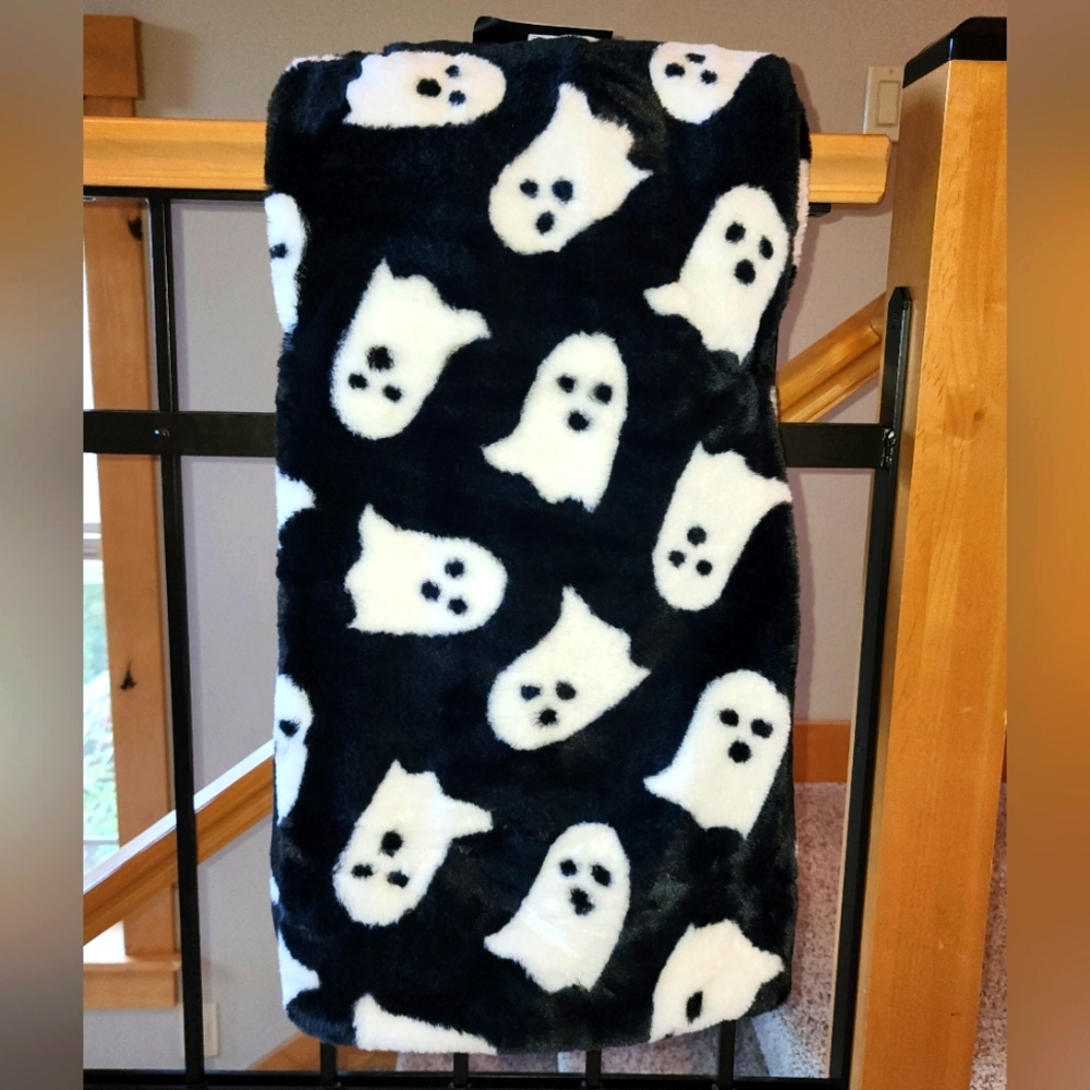 Storehouse Ghost Throw Blanket Oversized Faux Fur Halloween Throw